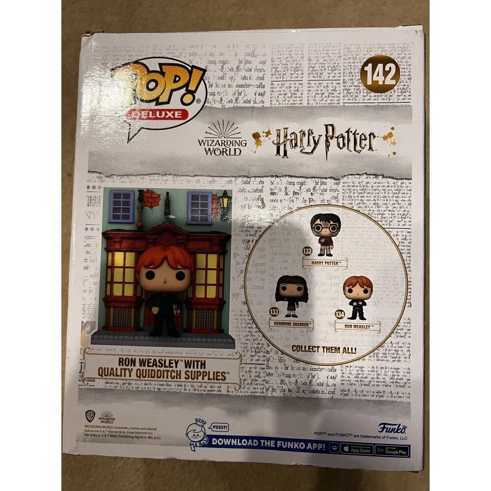 Funko POP Deluxe Harry Potter Ron Weasley with Quality Quidditch Supplies New